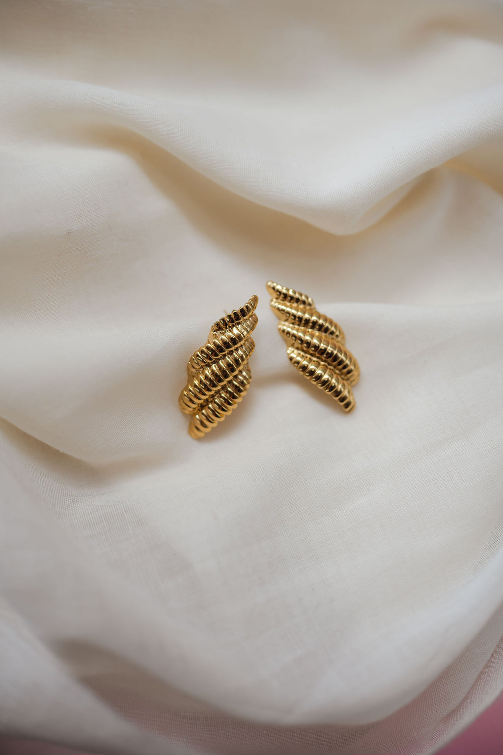 Boucles d'oreilles coquillage doré