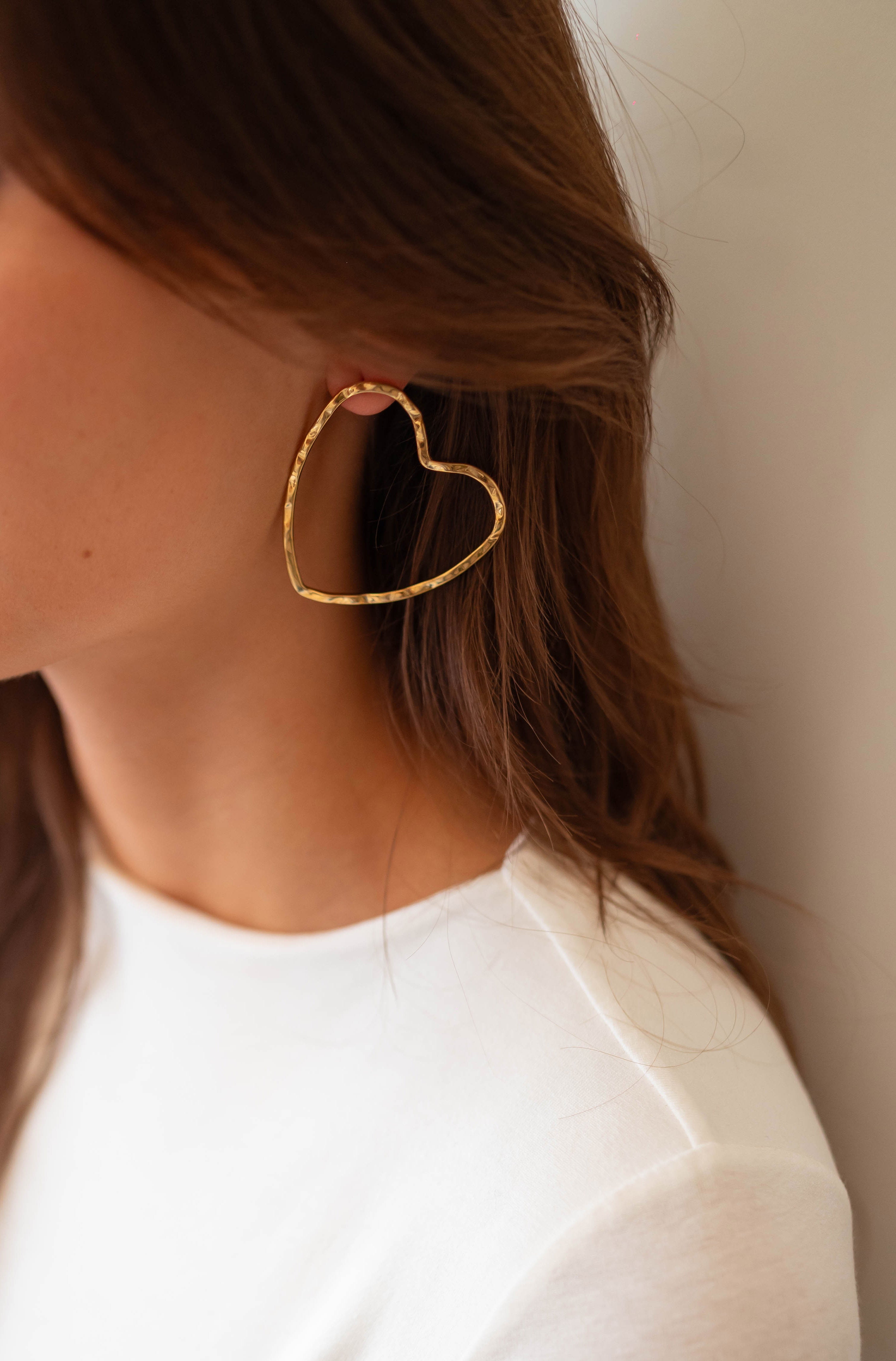 Boucles d'oreilles dorées Lovou