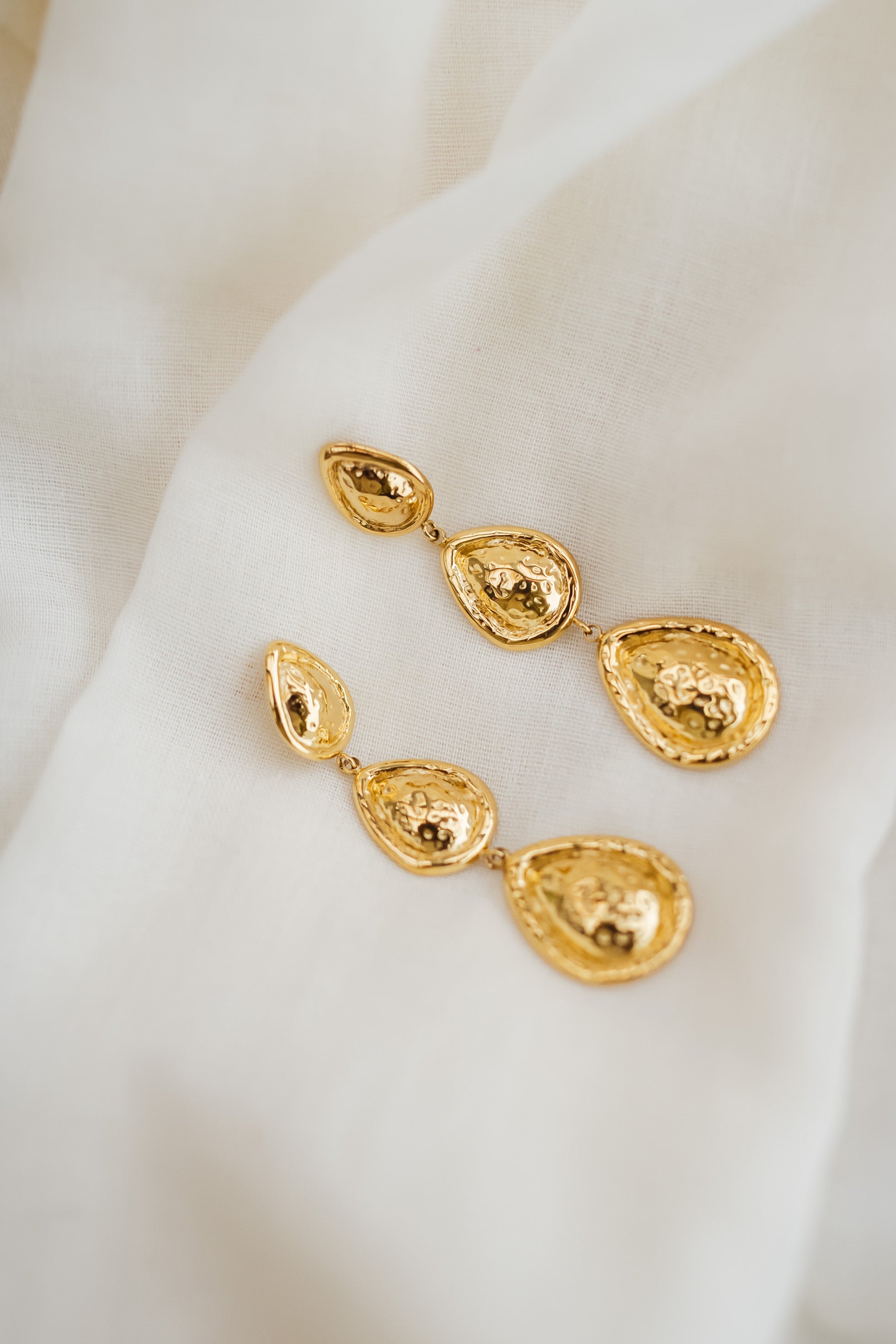 Boucles d'oreilles dorées Tesna