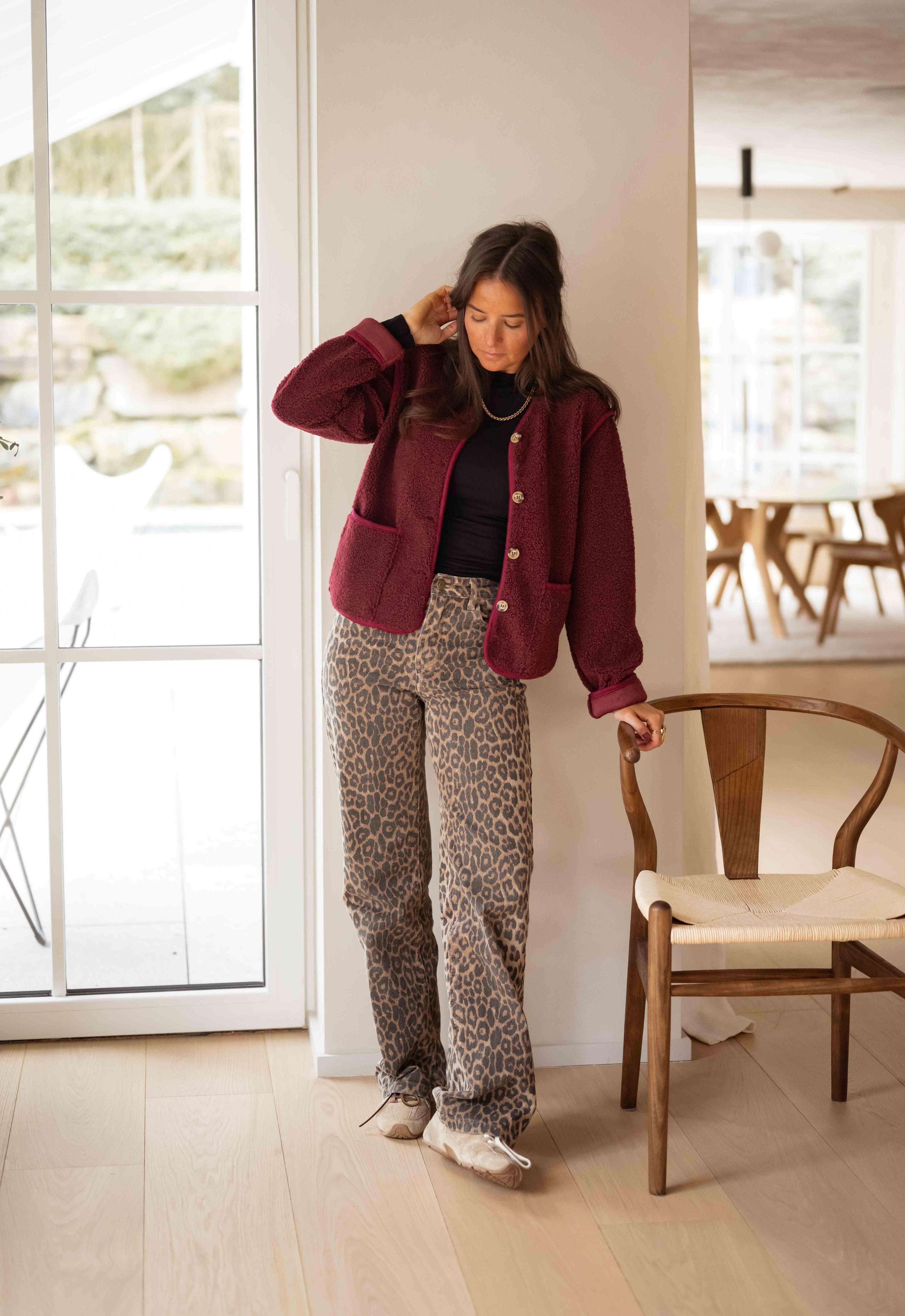 Cardigan bordeaux à volants