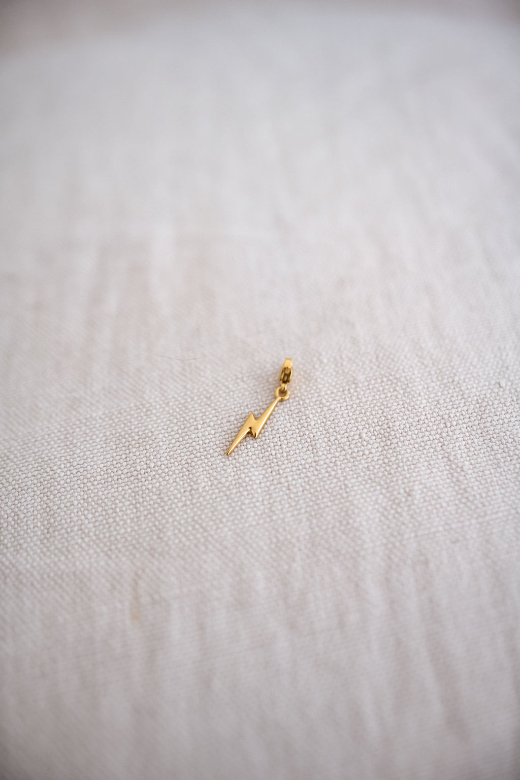 Pendentif Éclair Doré
