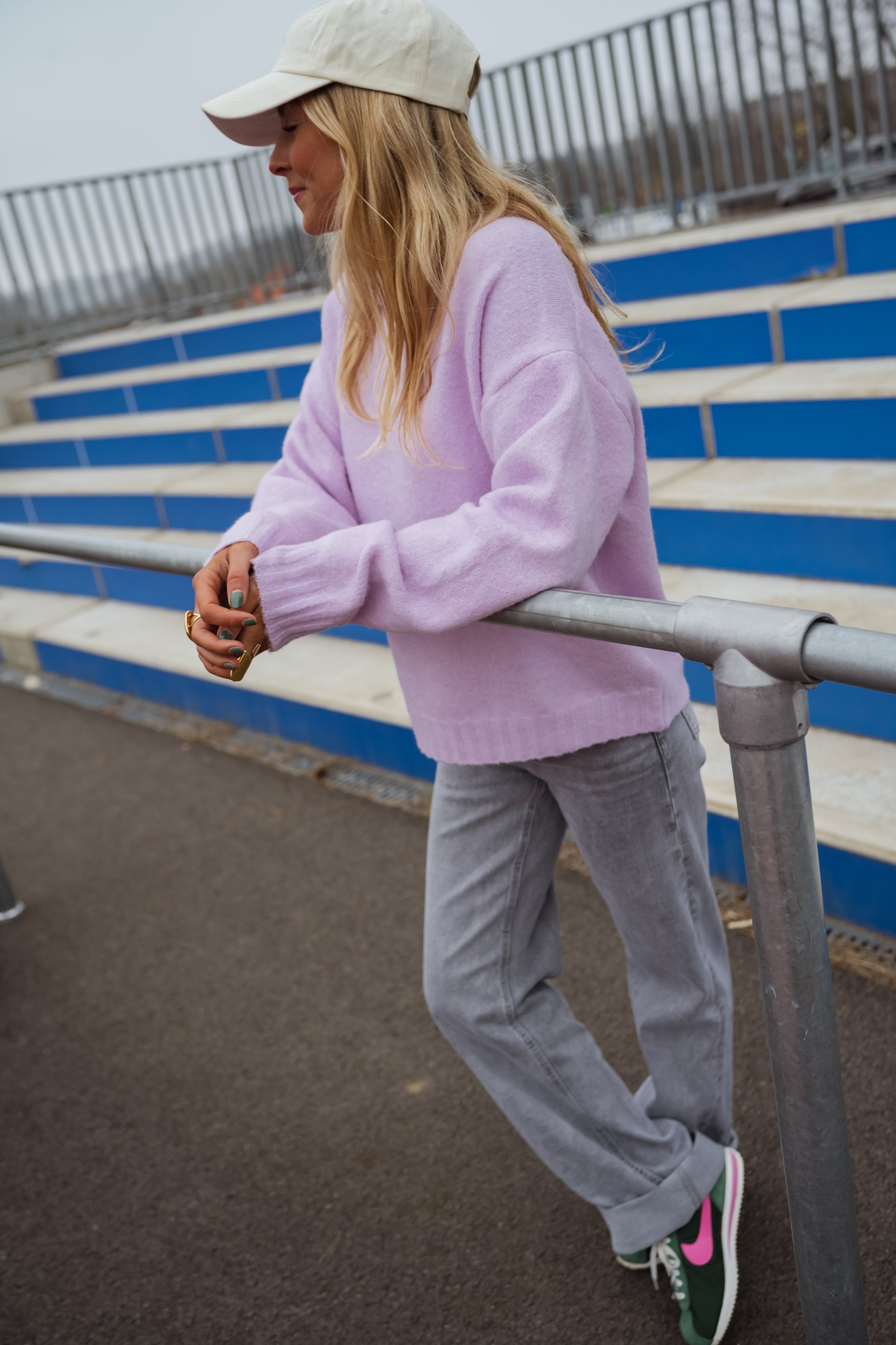 Pull Levyna lilas
