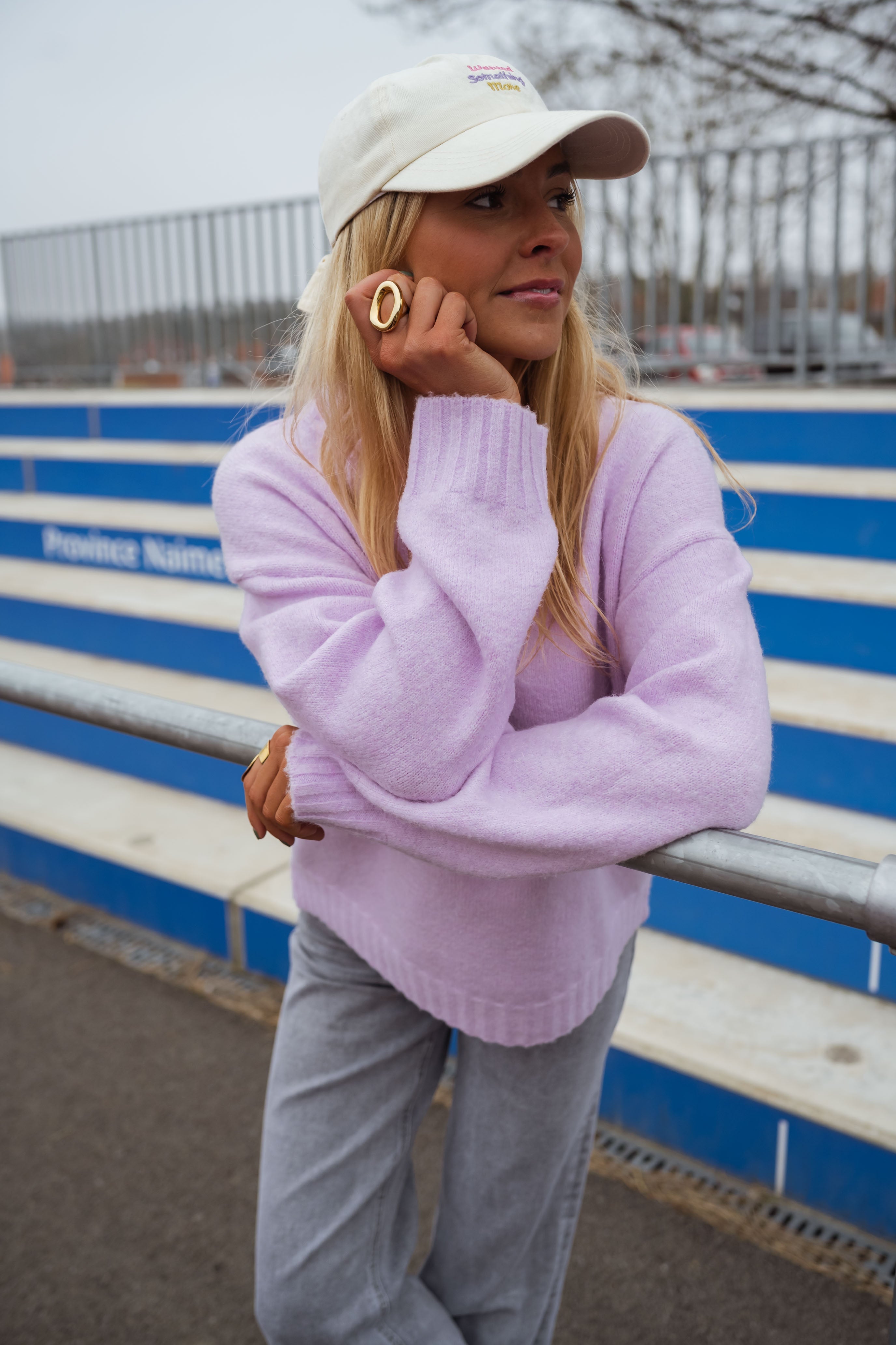 Pull Levyna lilas