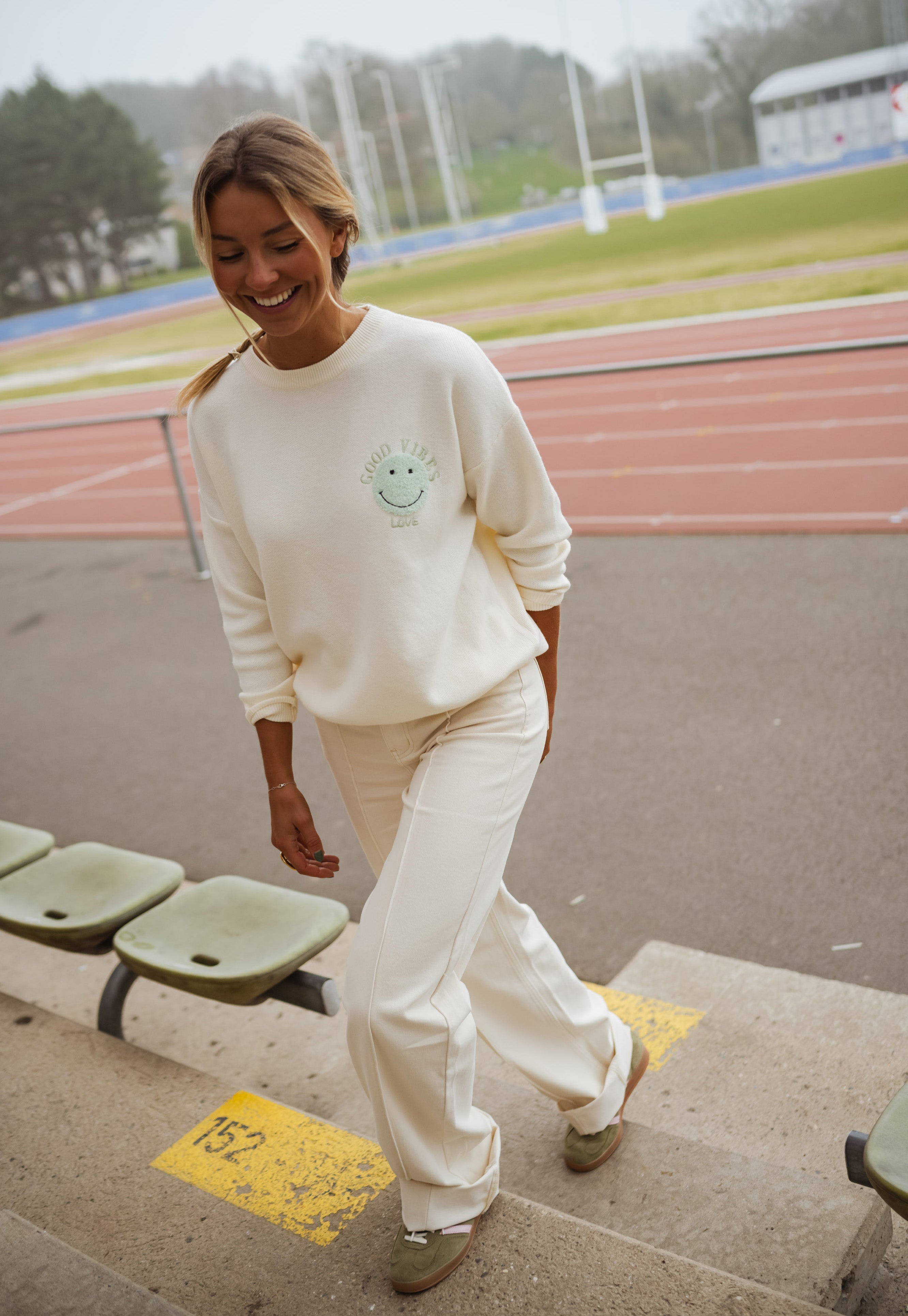 Pull Vibes écru et vert
