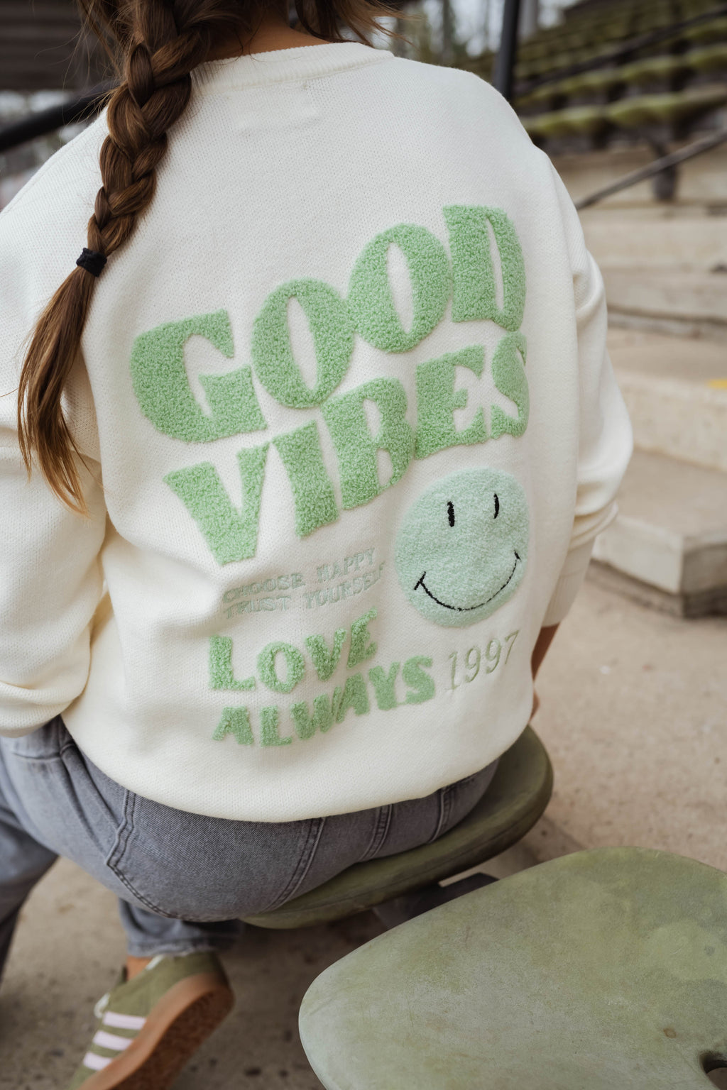 Pull Vibes écru et vert
