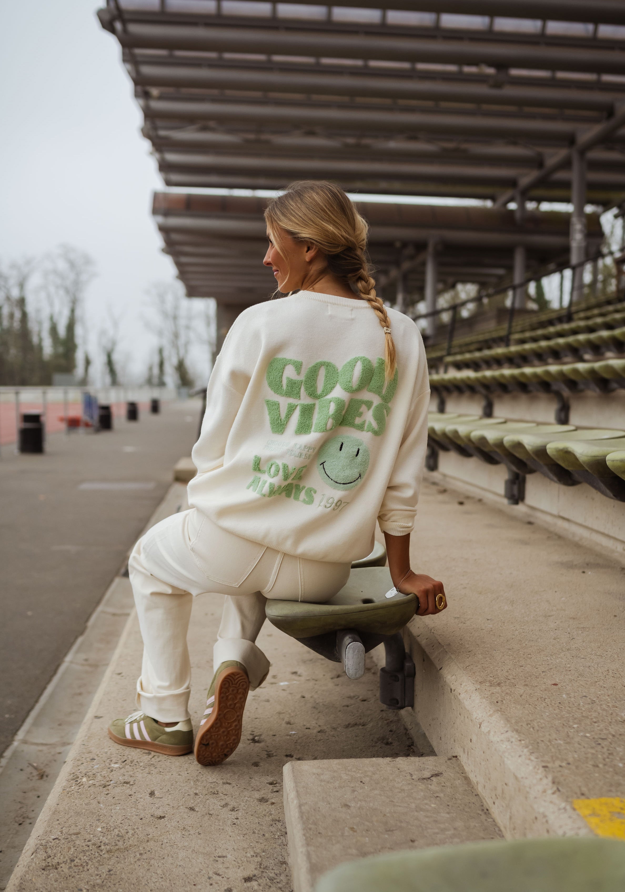 Pull Vibes écru et vert