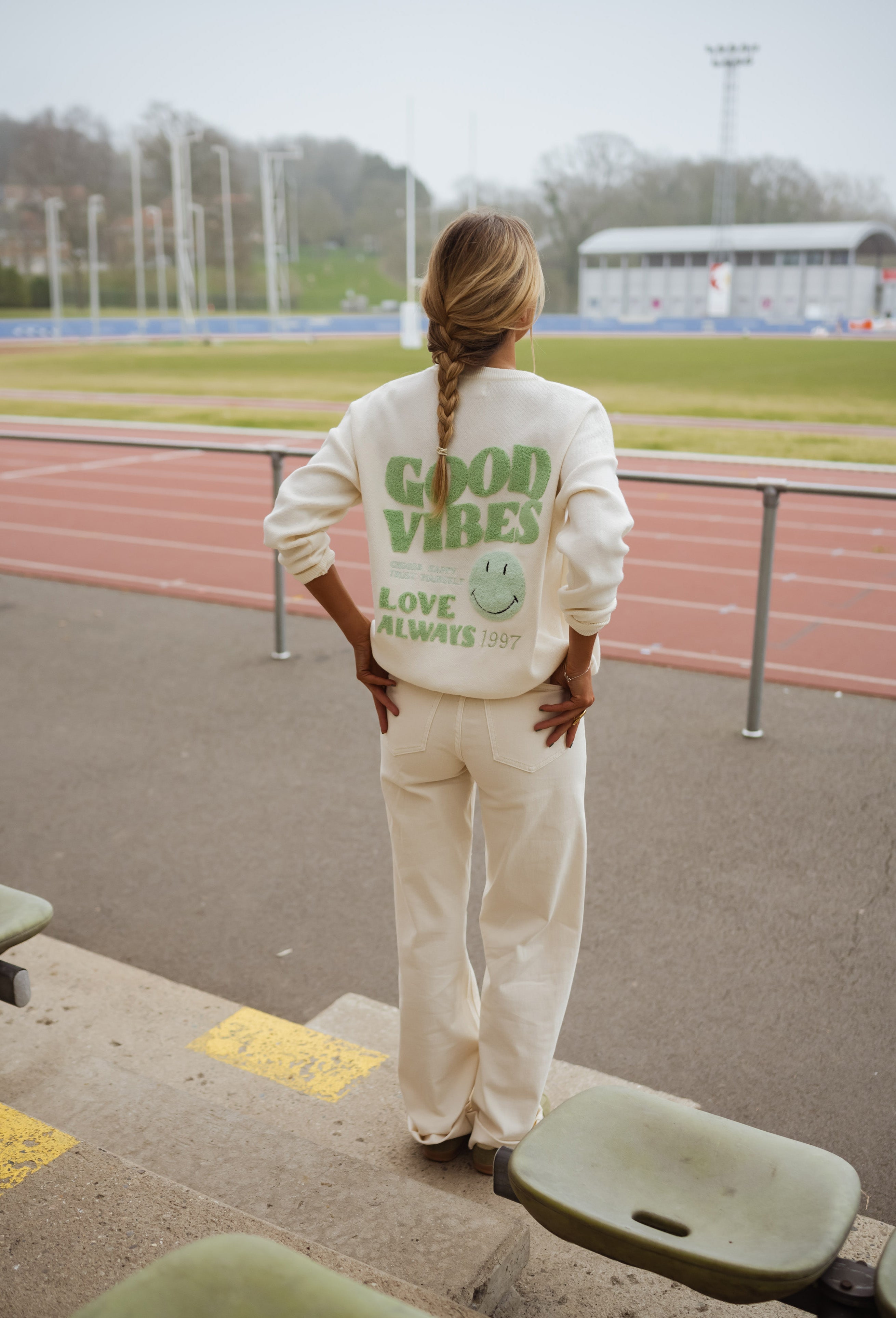 Pull Vibes écru et vert
