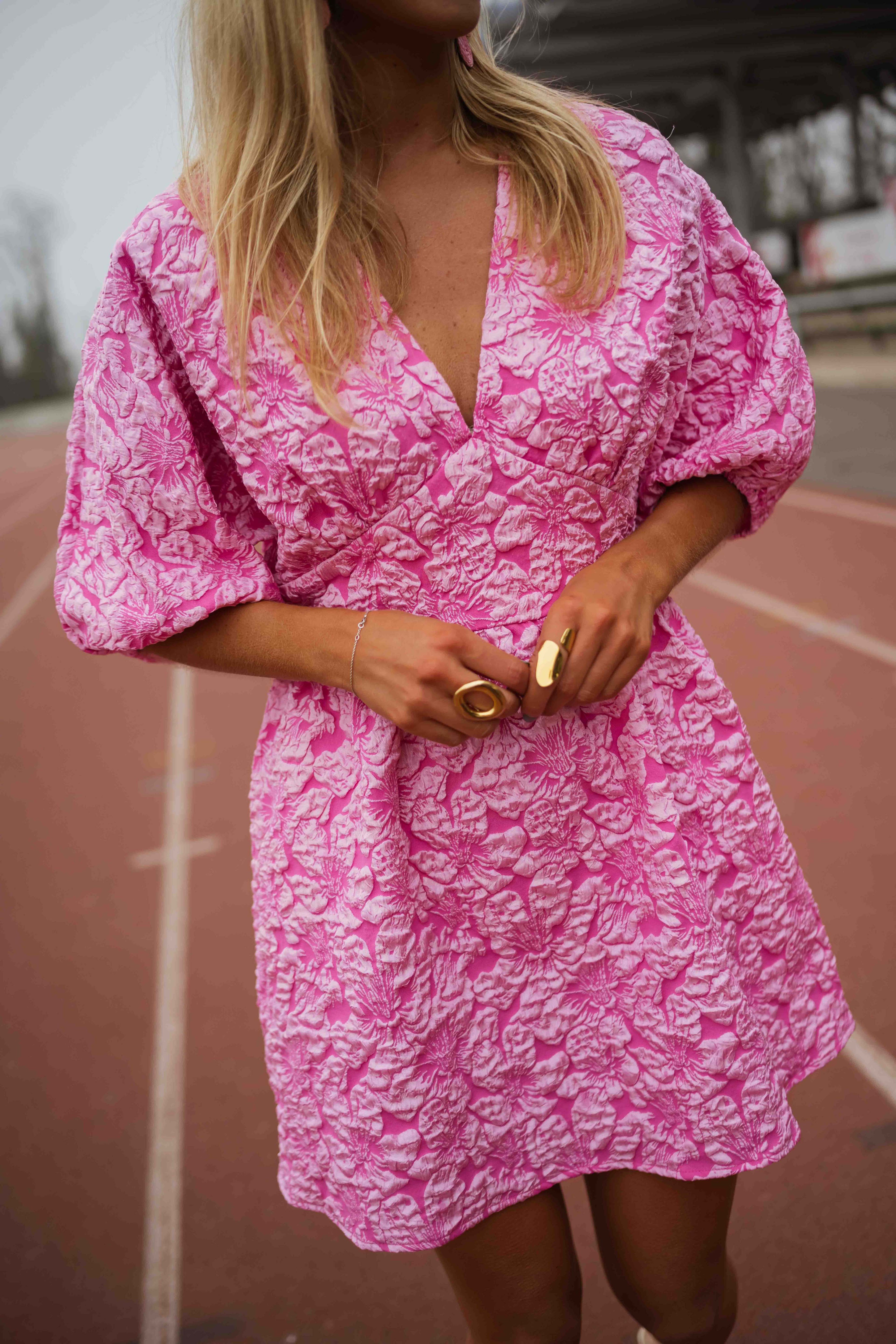 Robe Loeva rose