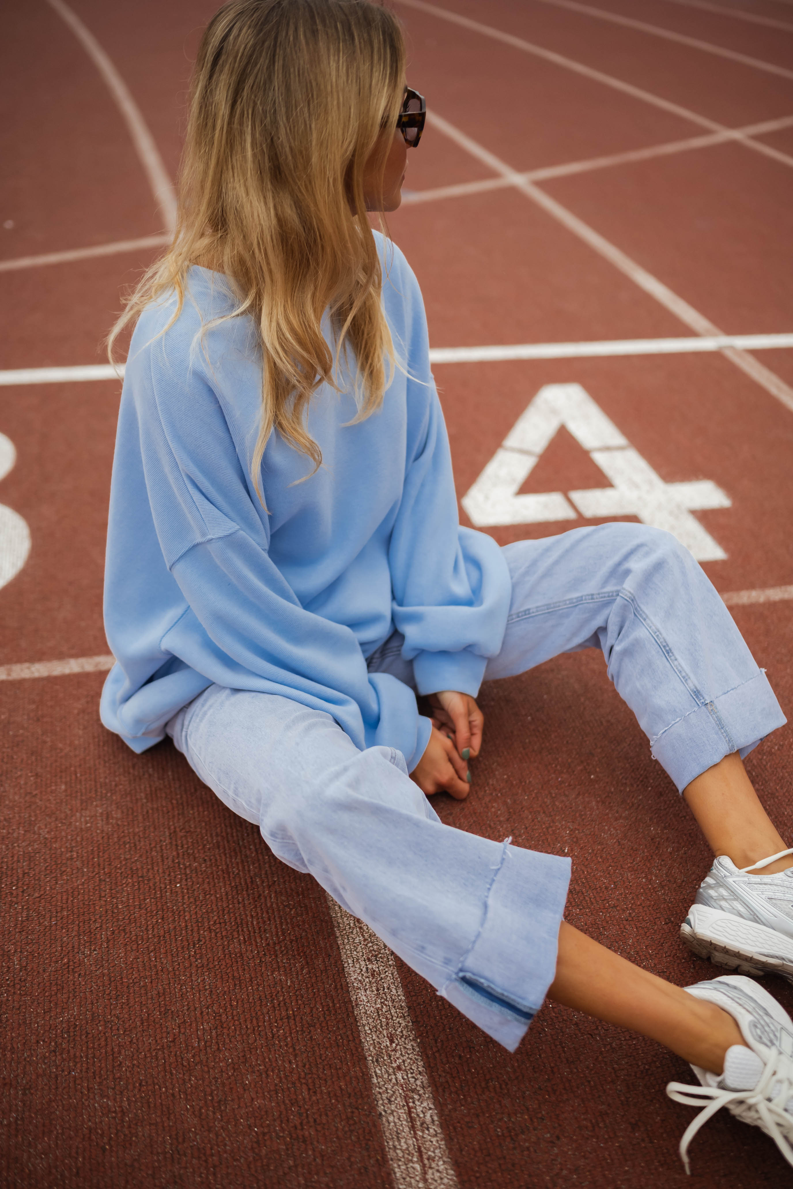 Pull Lyo bleu