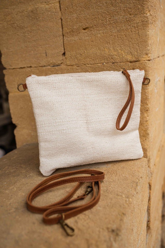 Pochette Bisou Bisou beige