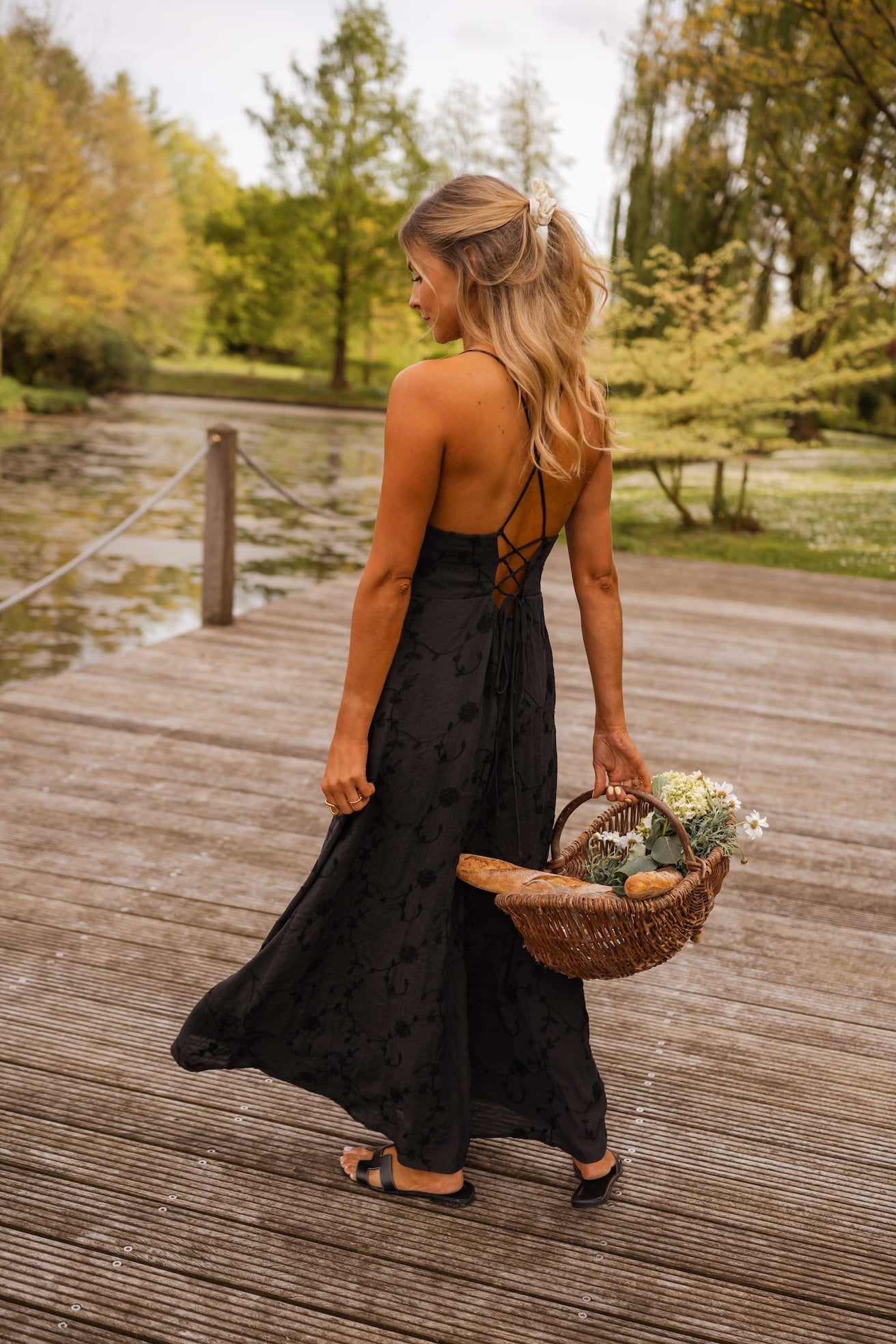 Robe noire Noham