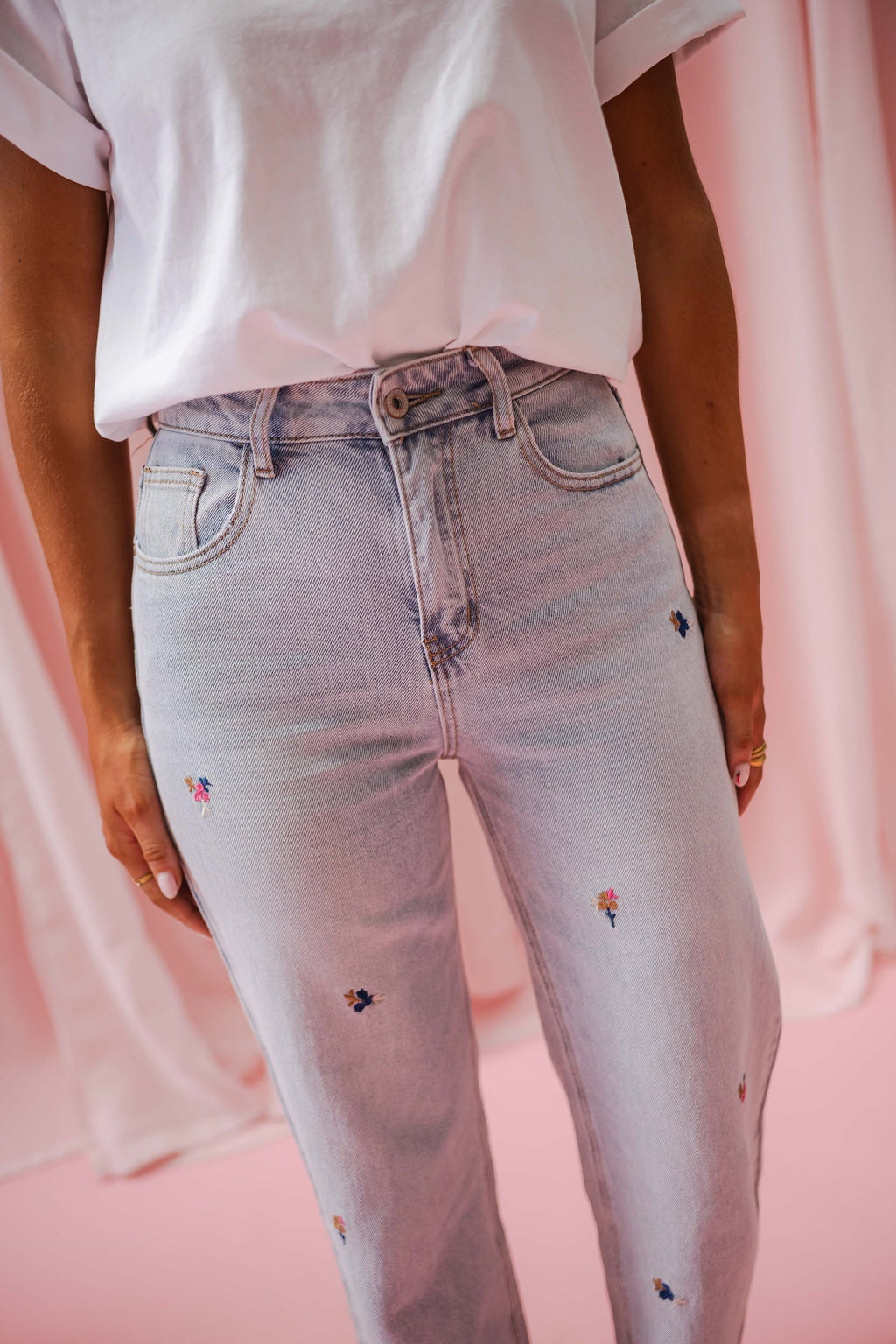 Jean Anabella bleu à fleurs