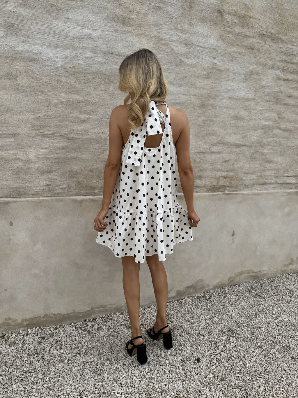 Robe Marilyne écrue à pois