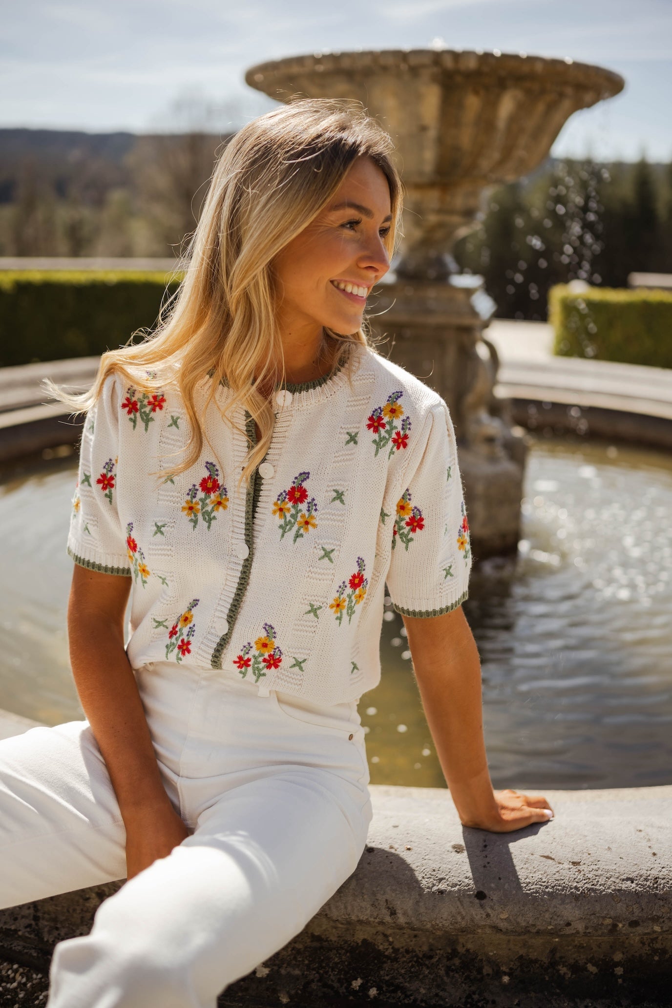 Pull fleuri Leila