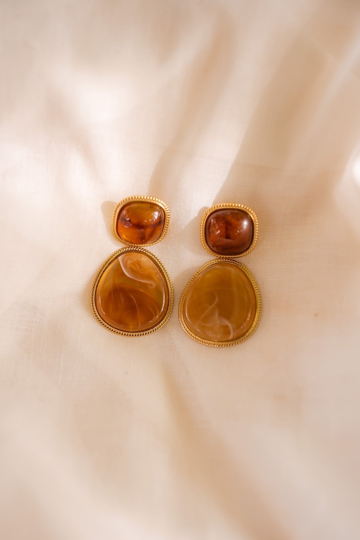 Boucles d'oreilles Hetty en or et marron