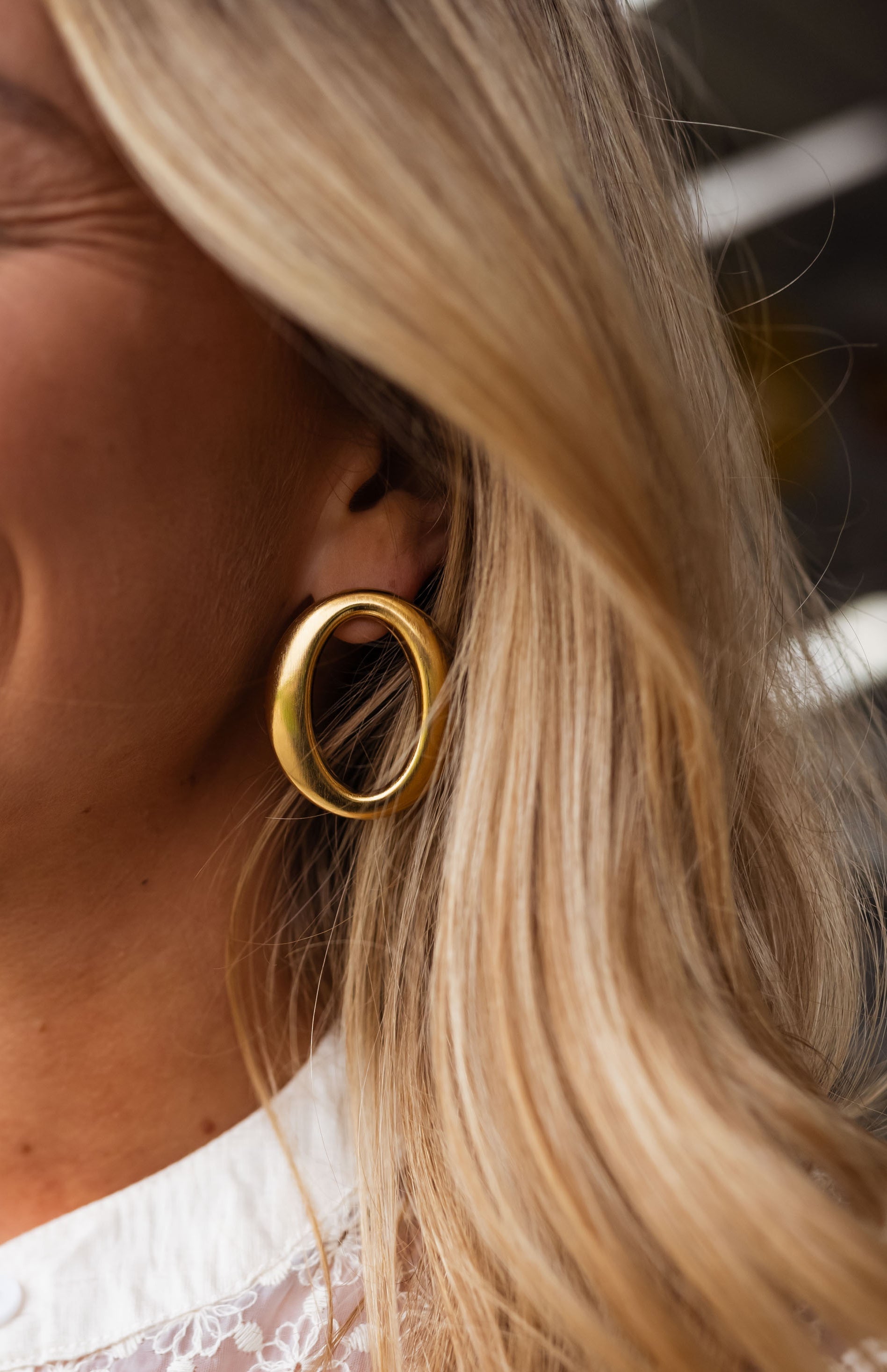 Boucles d'oreilles Ajna dorées