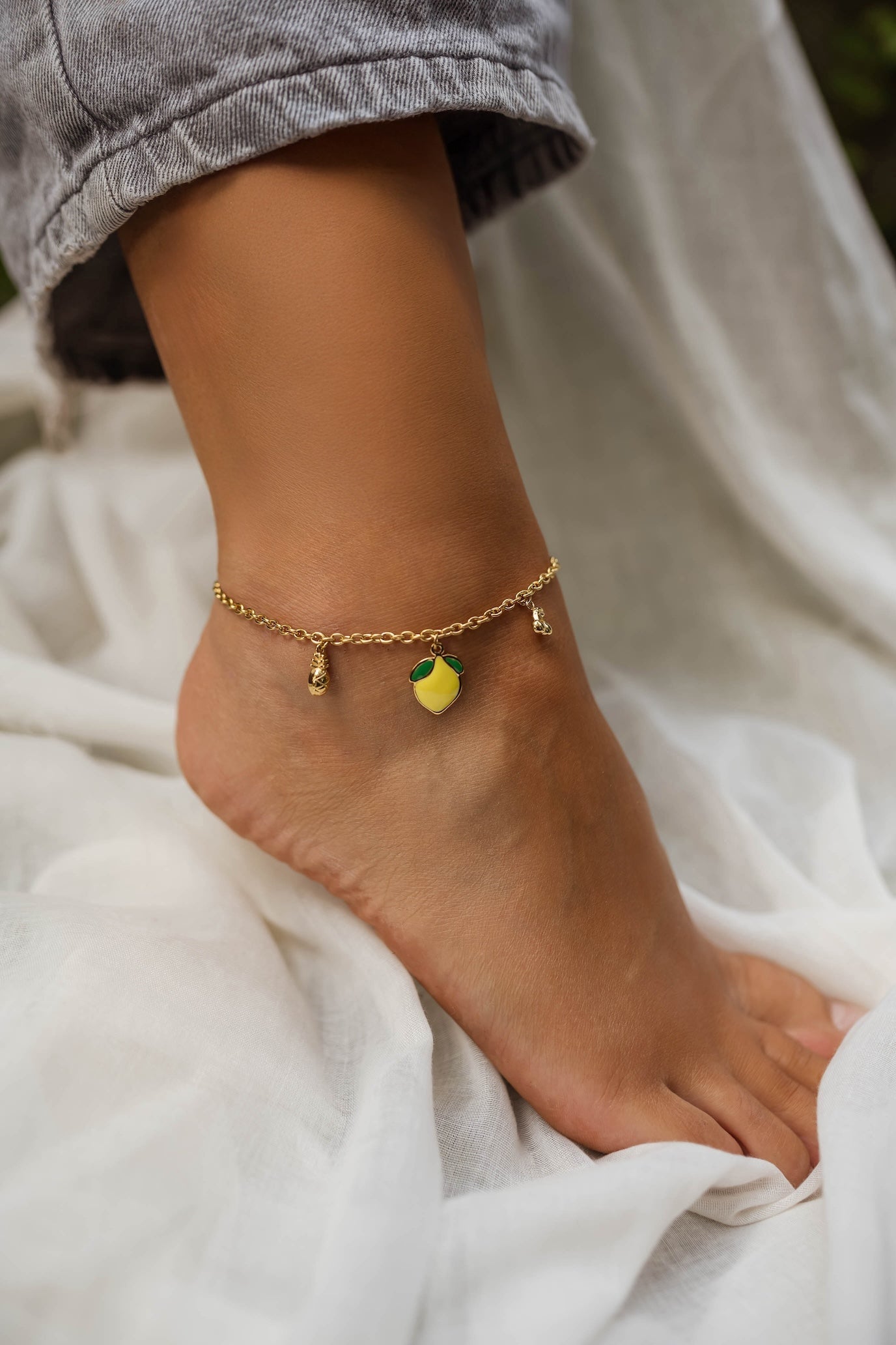 Bracelet de cheville Frola doré