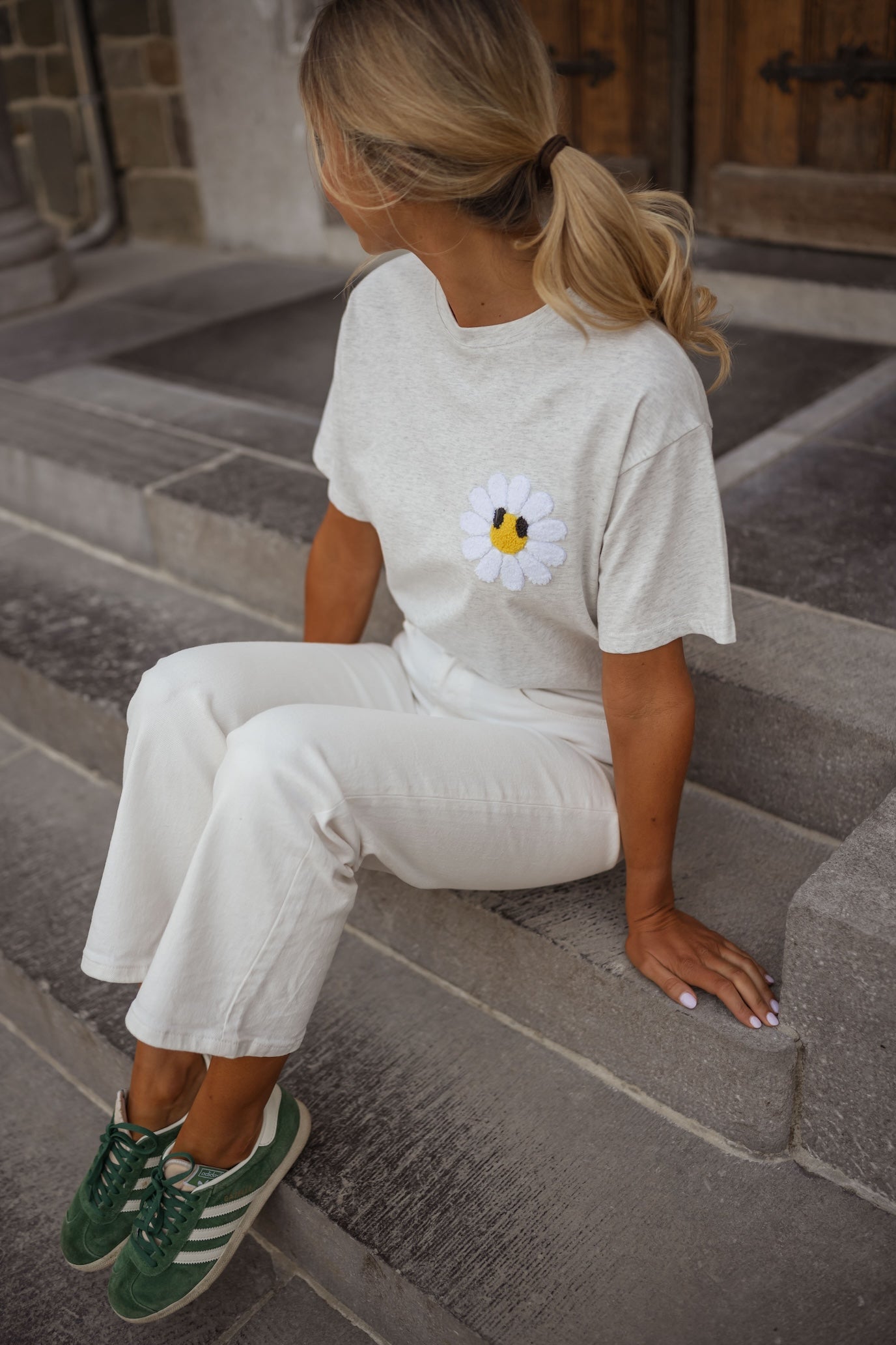 T-shirt Marguerite grise
