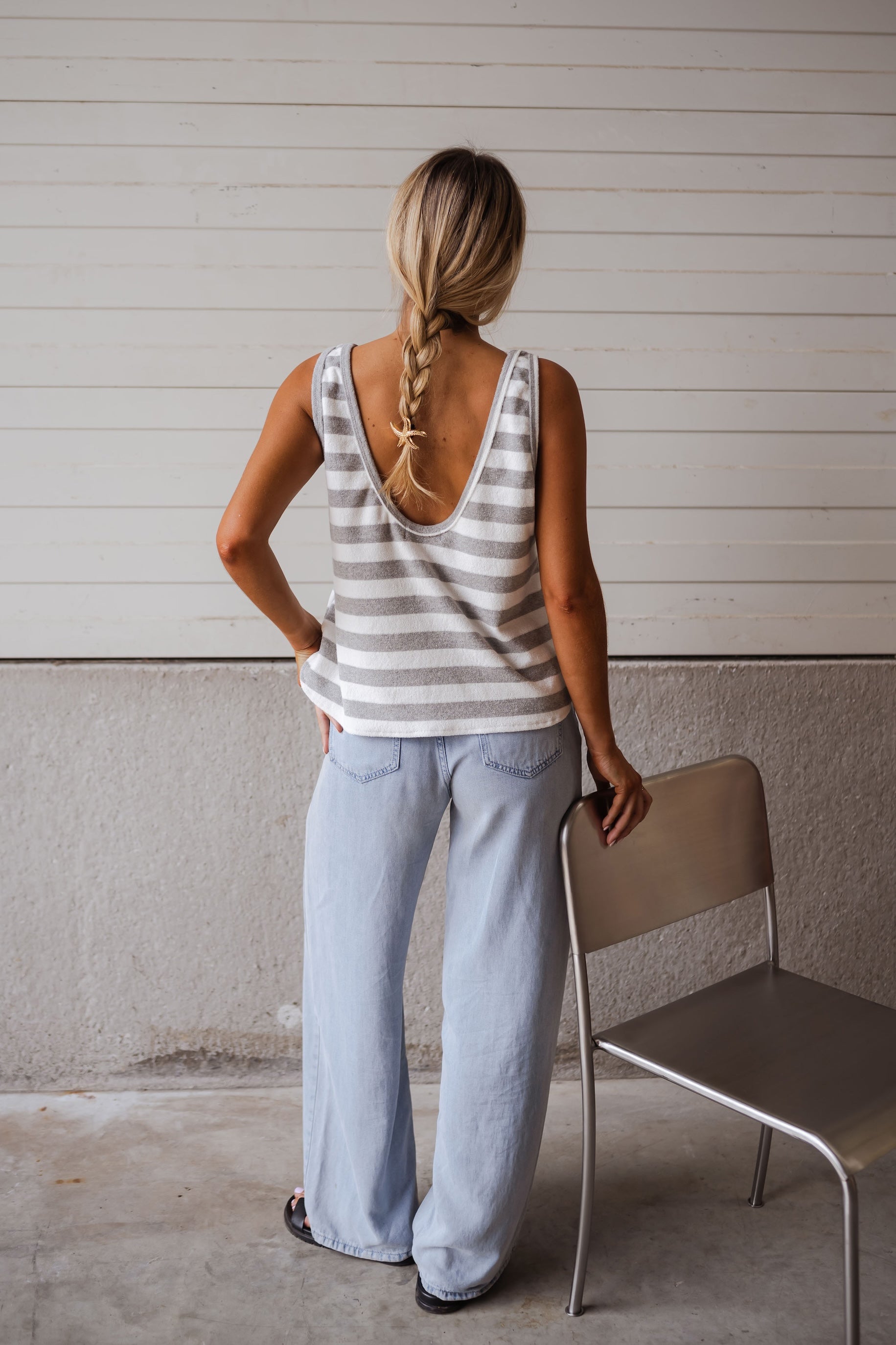 Haut Hele gris et blanc