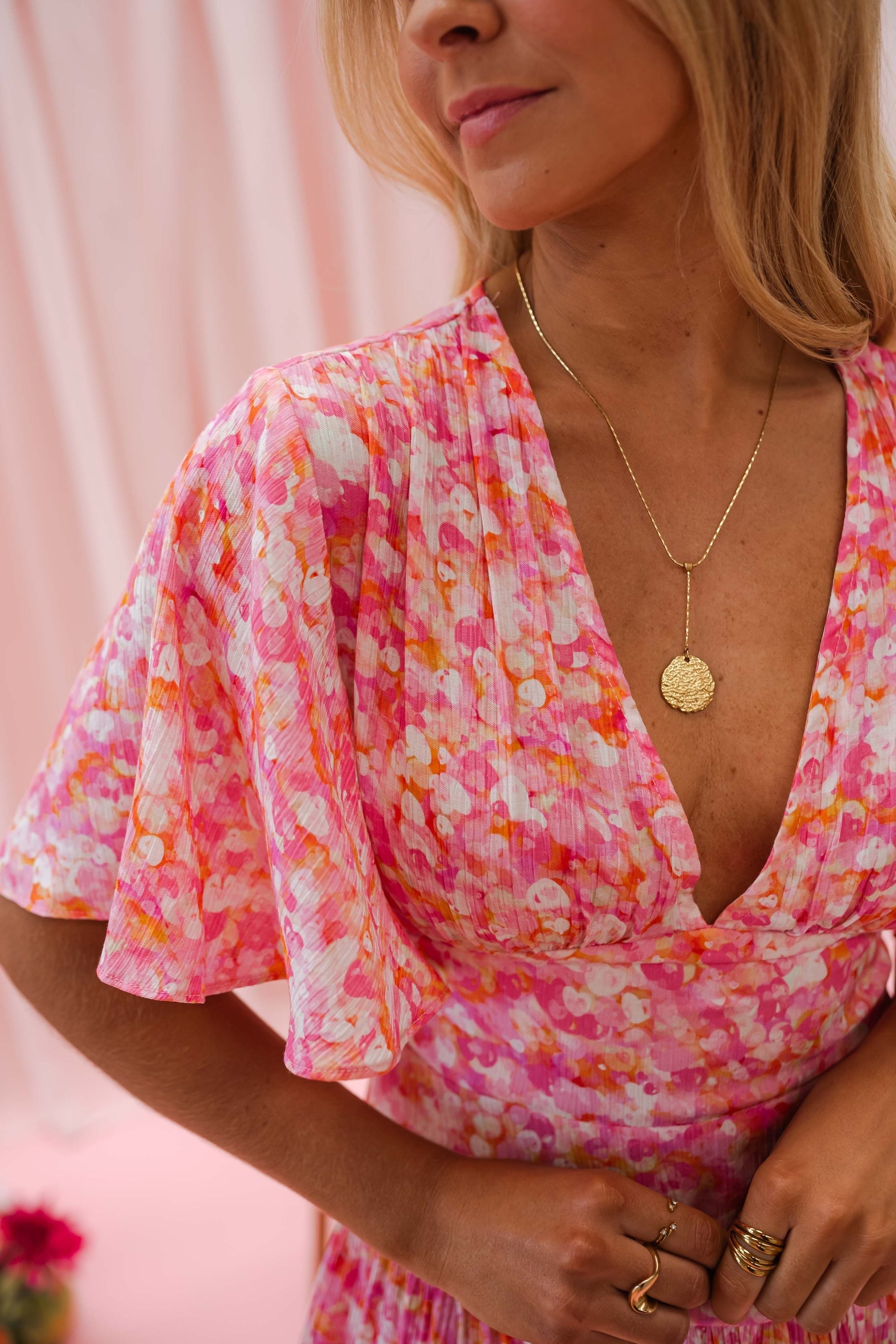 Robe Doly à fleurs roses