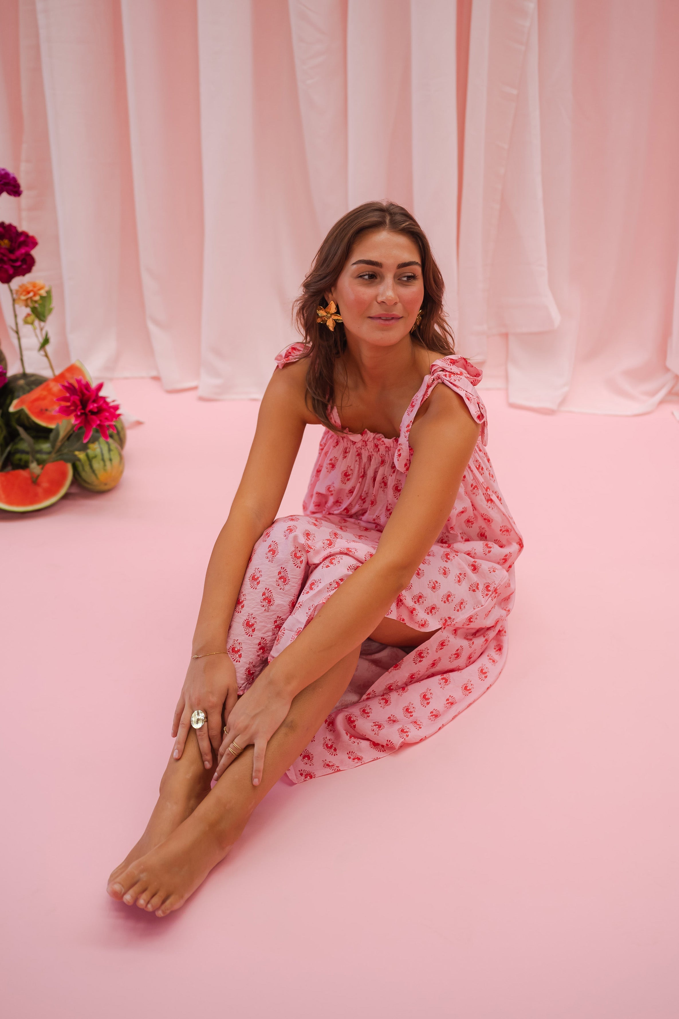 Robe Mahila rose