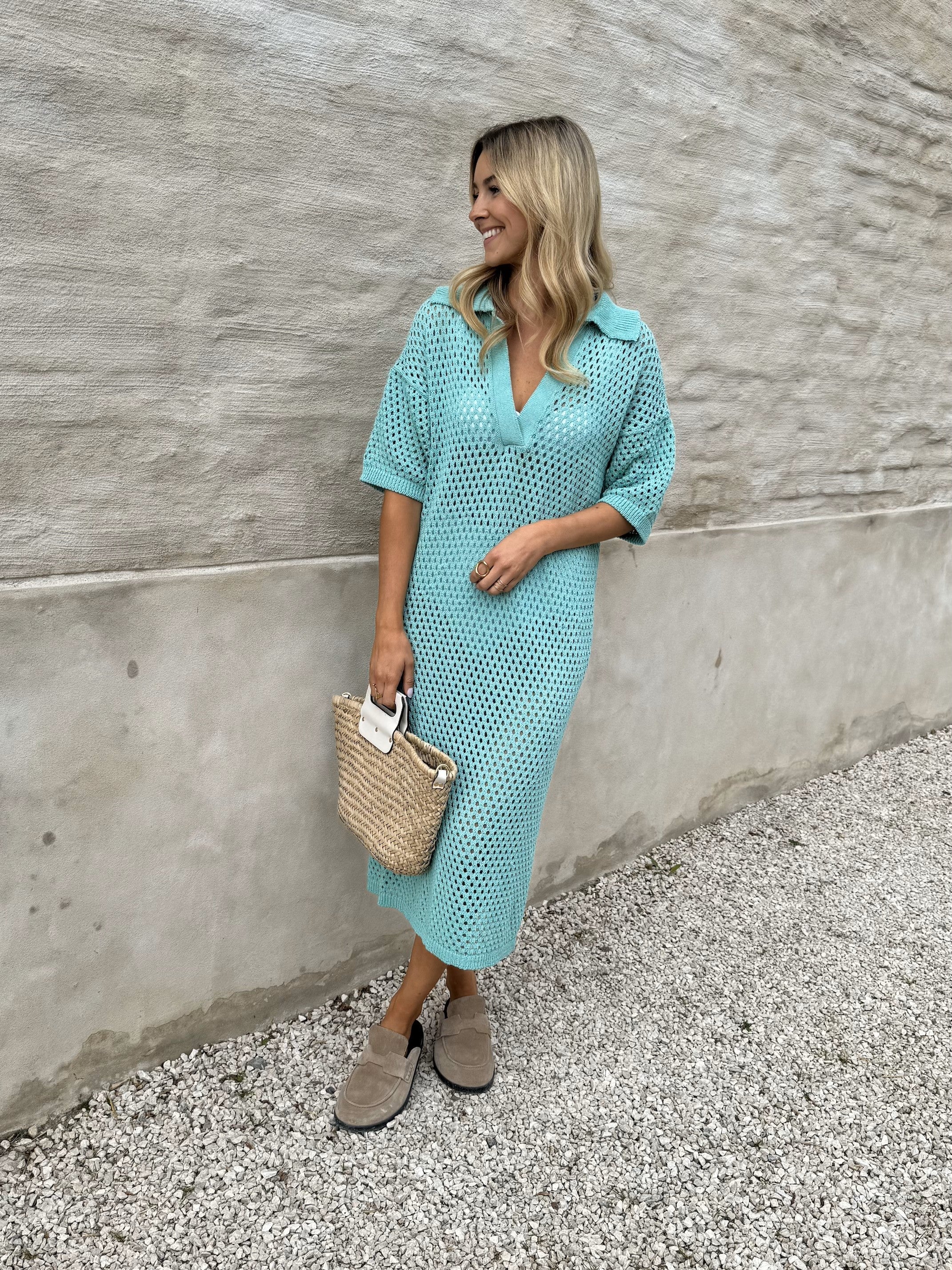 Robe de plage turquoise