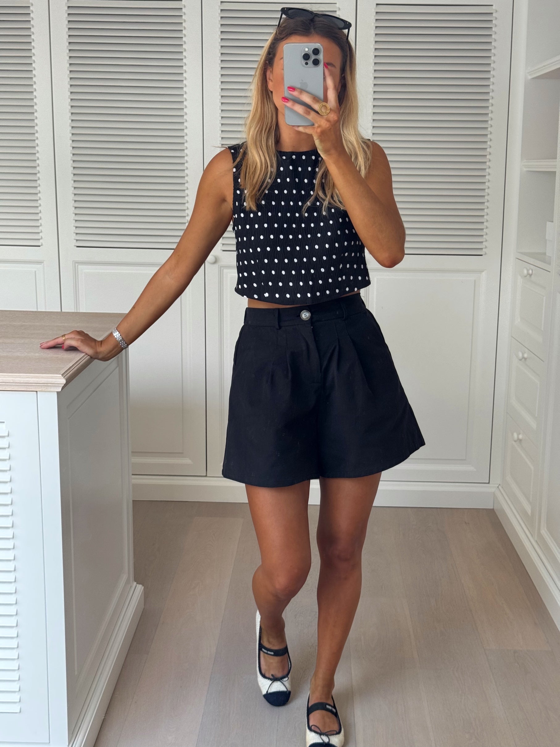 Haut Pietra à pois noirs